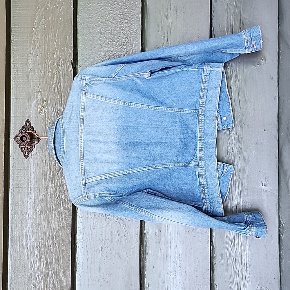 Jean Jacket - Picture 7 of 9